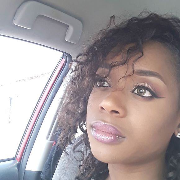 Meet your Posher, Tae - Picture 1 of 1